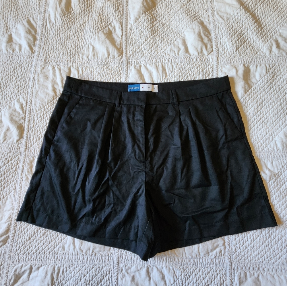 Old Navy Extra High-Rise Trouser Shorts